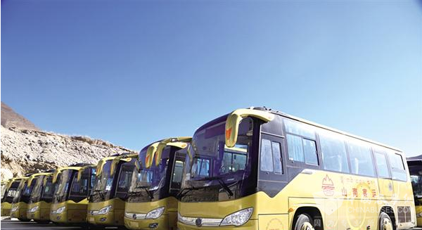 西藏：38辆“高原型”客车亮相山南