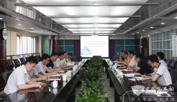 中车电动、沃特玛电池来访深圳巴士集团