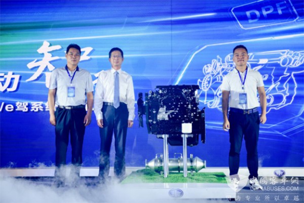 锡柴康威(4DW)国五长换油发动机亮相