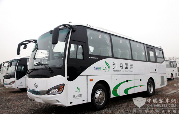 海格客车：奔驰在茫茫西域的钢铁“神驹”