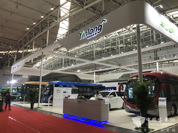 让创新与环保同行 银隆“四剑客”新疆展绿色之美