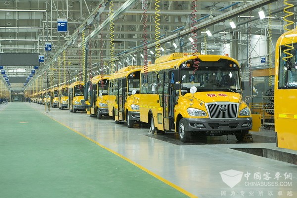 上半年累计销车近2.2万辆  宇通客车在多领域斩获第一