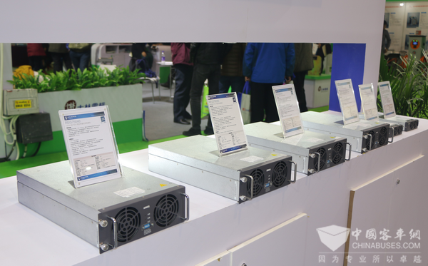 英飞源系列恒功率充电模块亮相北京充电设备及储能展