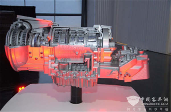 搭载艾里逊变速箱的奔驰公交车亮相阿根廷