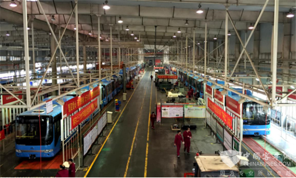 安凯新春伊始开工忙 70台“雪域枭雄”将赴哈萨克斯坦