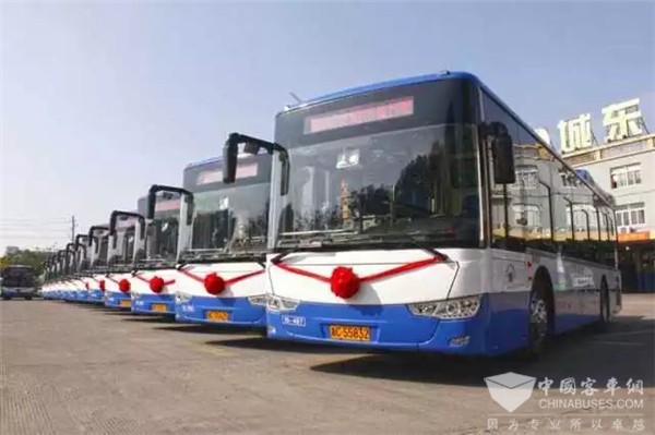 持续走高 金龙新能源客车迎“入夏”行情