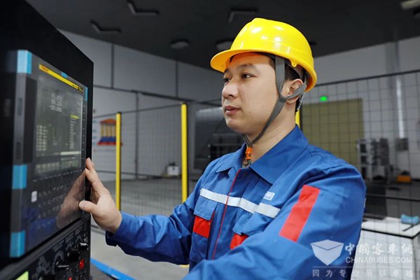 玉柴集团 燃氢内燃机动力 国七排放法规实 产业工人队伍