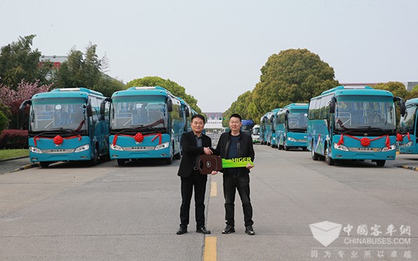 苏州金龙 海格客车 高端智能 旅游客车 青岛崂山