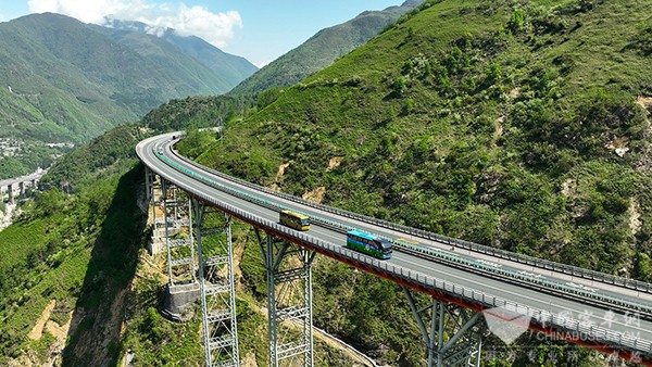 苏州金龙 海格客车 智慧客车 新体验 巡展活动