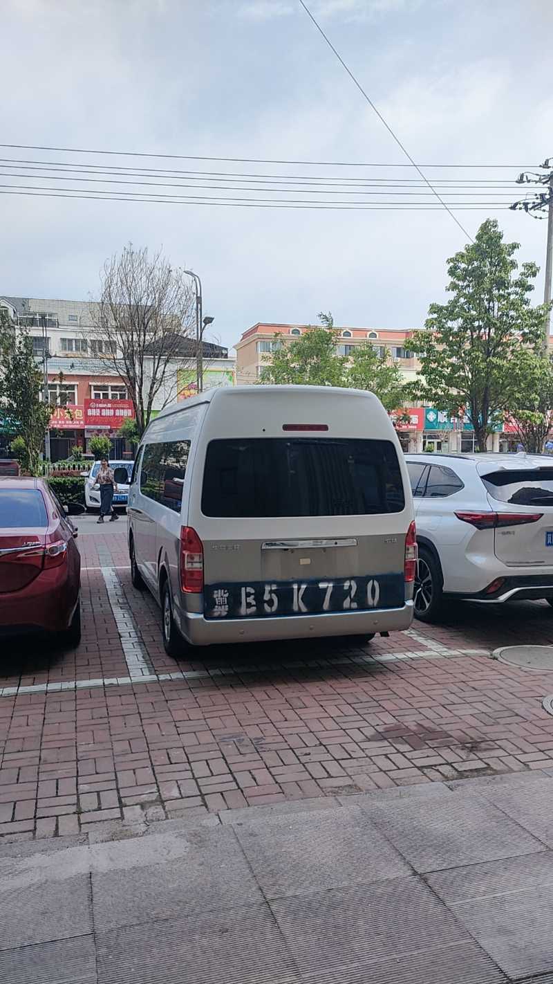 14年海狮，全车原版原漆，实表7万公里，单位接送上下班用车