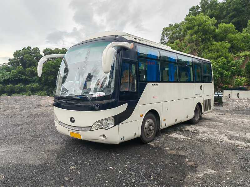 2015年7月 粤牌国四35座宇通6808旅游车 