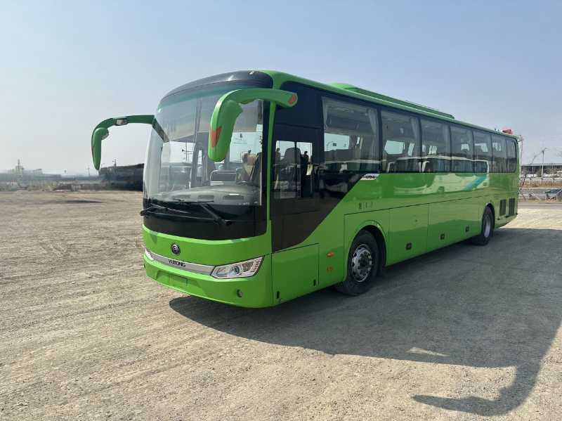 2018年6月 国五54座非营运宇通6125一手车 