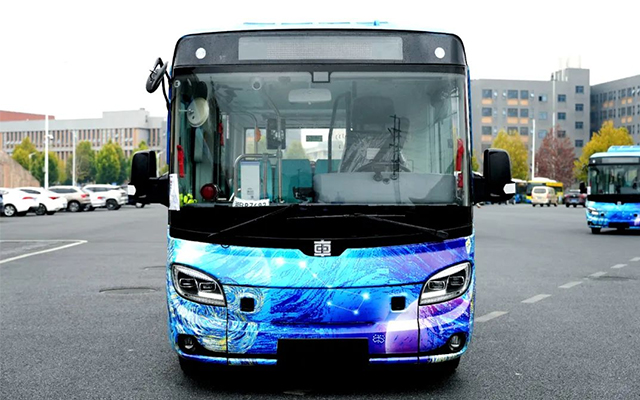 中车电动北斗云尚巴士试运行 助力职教城智慧交通