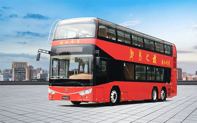安凯双层巴士：城市中的“流动风景线”