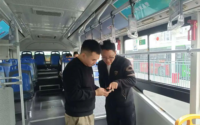 达州公交10路推出“码”上无忧服务 打造智慧便捷出行新体验