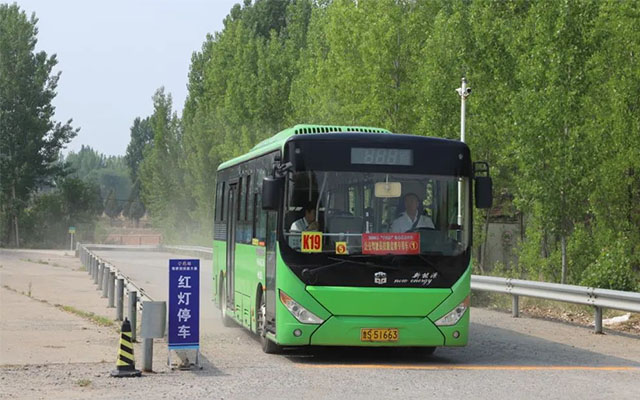 济南公交莱芜公司: 当好专职司机 擦亮城市名片