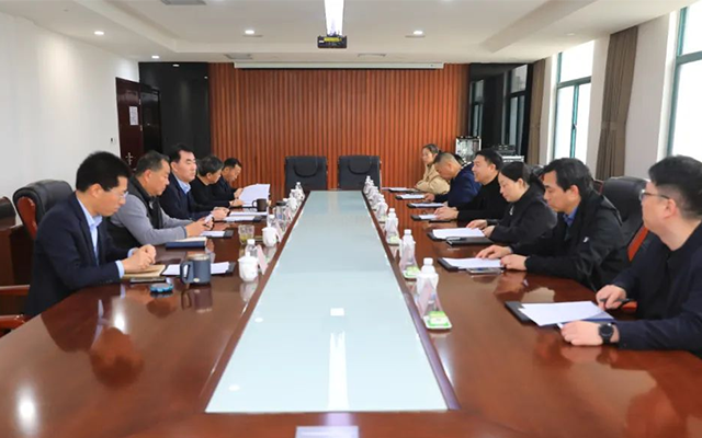 无锡考察组走进郑州公交 共商公共交通创新发展