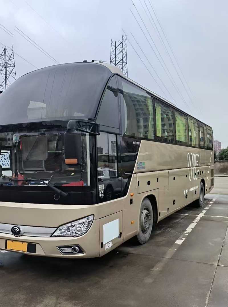 2019年11月有司机卧铺国五50座宇通6122气囊营运车