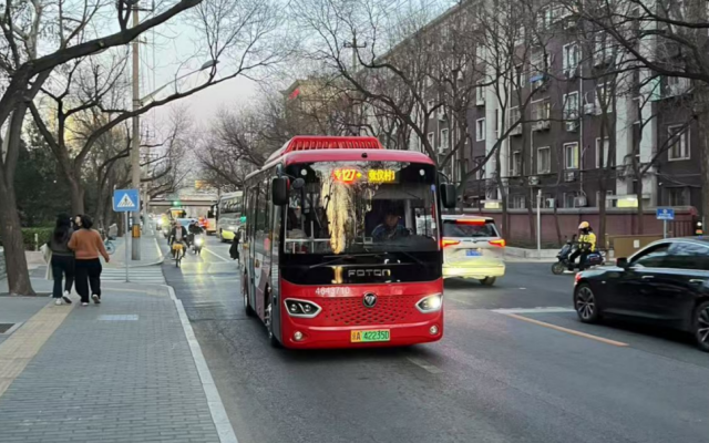 乘“萌巴”游京城！500辆欧辉微循环公交陆续上线运营