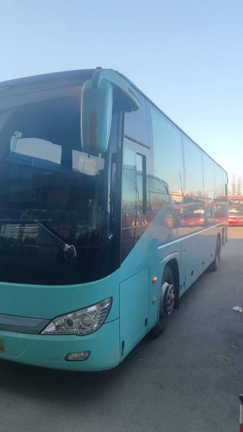 2016年7月上牌49座东北配置锅炉暖气中空玻璃宇通6119营运车