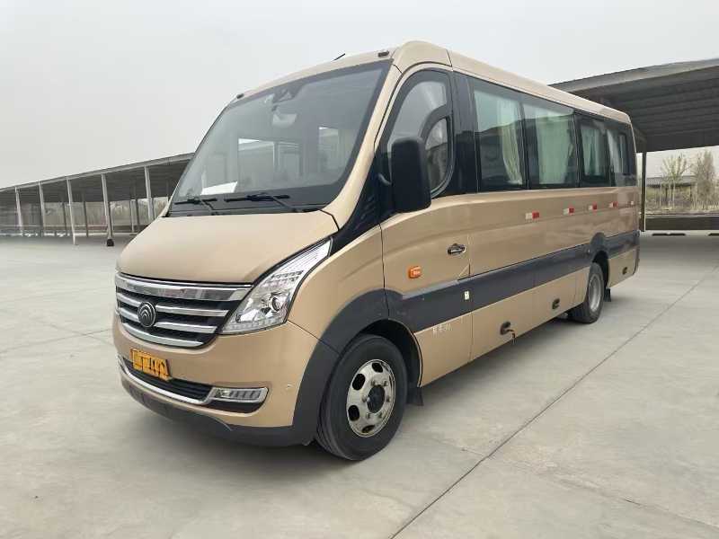 2021年4月 多台20座国五东北配锅炉中空玻璃宇通CL7旅游车  