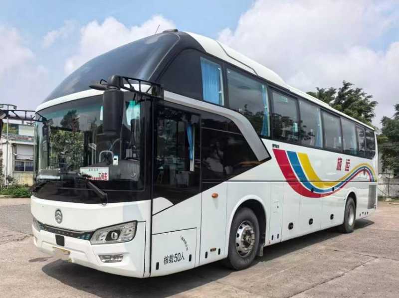 2023年5月上牌国六50座12米准新金旅6122旅游车