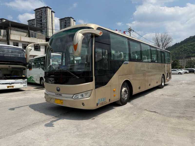 2019年12月上牌52座国五宇通6125客车