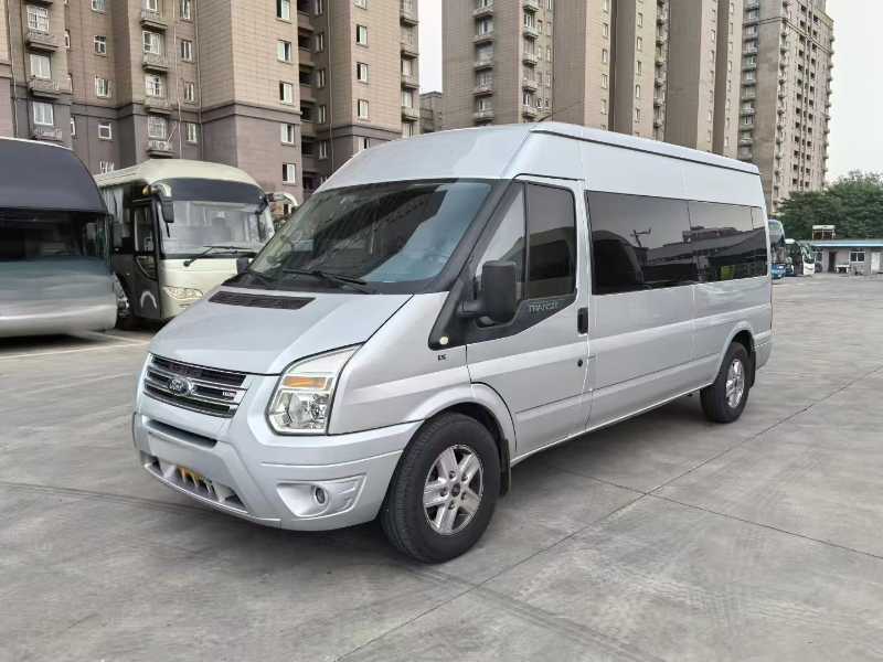 2016年10月 粤牌国五15座非营运江铃全顺新时代 