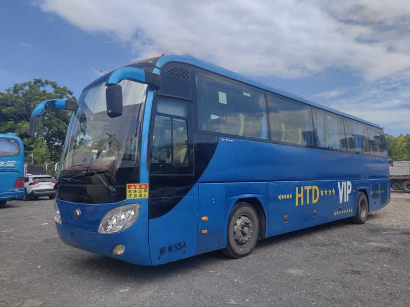 2011年12月上牌55座宇通6120气囊营运车