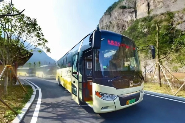 开进雁荡山| 中通新一代纯电动旅团客车H11E助力生态旅游再升级