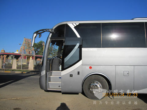 中通LCK6125H凯越豪华客车