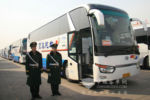 大金龙第十四次服务两会