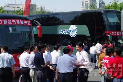 中通客车“360°科技节能神州行”活动现场