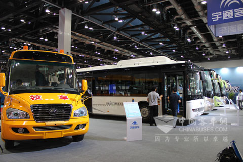 宇通客车五款精品车型亮相