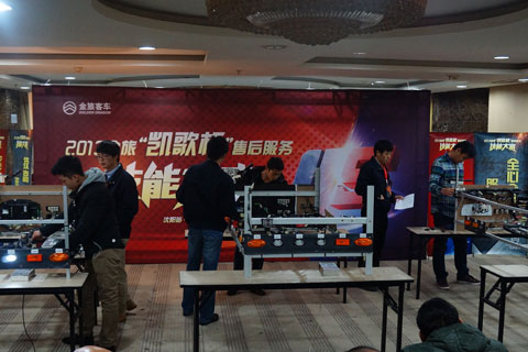 比赛中的实践操作环节既紧张又刺激