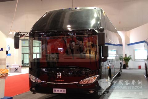 最霸气：亚星黑金刚