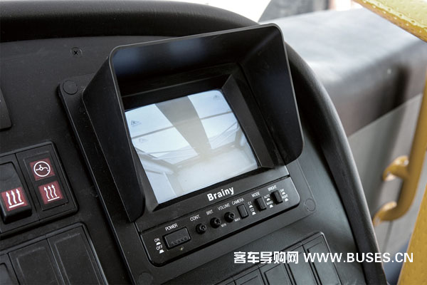 宇通ZK6825HNG2公交车(天然气国五14-22座)
