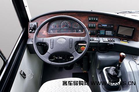 宇通ZK6110NG5公交车(天然气国五15-40座)