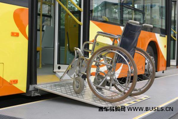 黄海DD6129S72公交车（柴油国四24-45座）