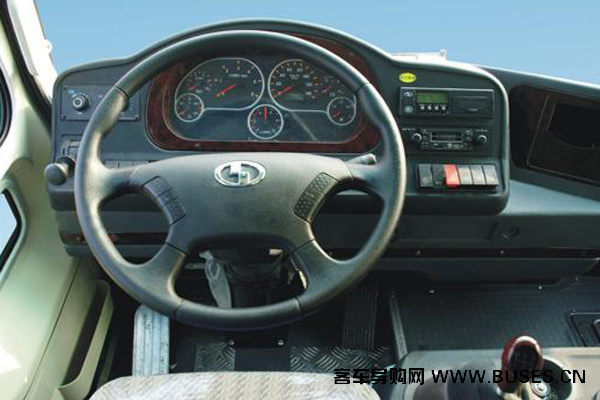 少林SLG6600T5F客车（天然气国五10-19座）