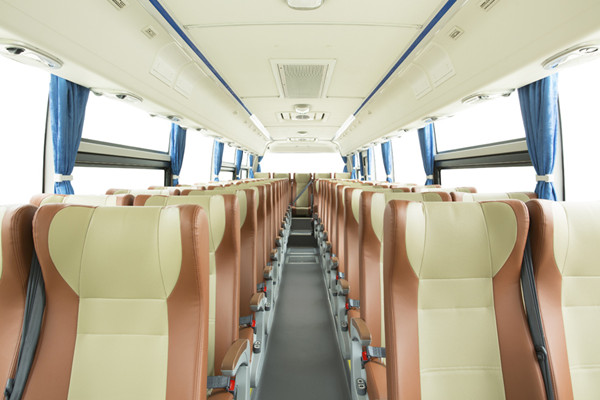 宇通ZK6107HNQ5Y客车(天然气国五24-49座)