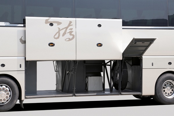 金旅XML6125J25N客车（天然气国五24-55座）