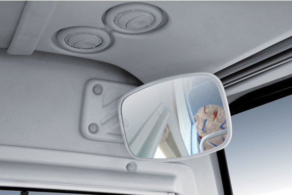 金旅XML6807J15N客车(天然气国五24-42座)