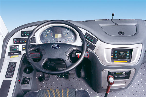 金龙XMQ6101AYD5C客车（柴油国四24-49座）