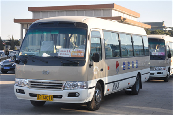 安凯HFF6700KQE4FB客车(汽油国四10-23座)