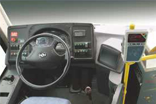 黄海DD6851PHEV2公交车(柴油/电混动国五14-27座)