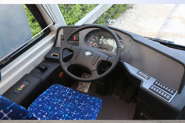 福田欧辉BJ6116EVUA-8客车(纯电动24-51座)