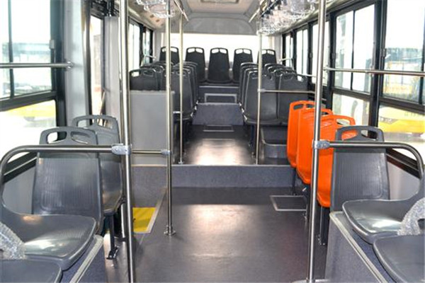 亚星JS6108GHBEV2公交车(纯电动20-42座)