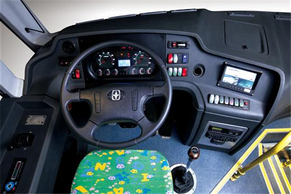 亚星JS6900XCP2中小学生专用校车(柴油国五24-42座)