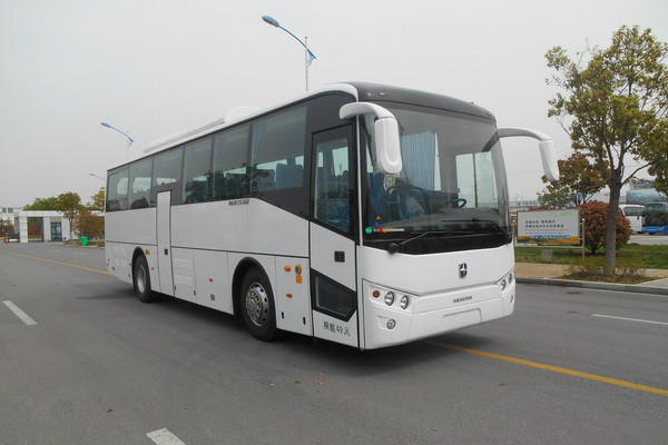 亚星YBL6117HBEV12客车（纯电动24-51座）